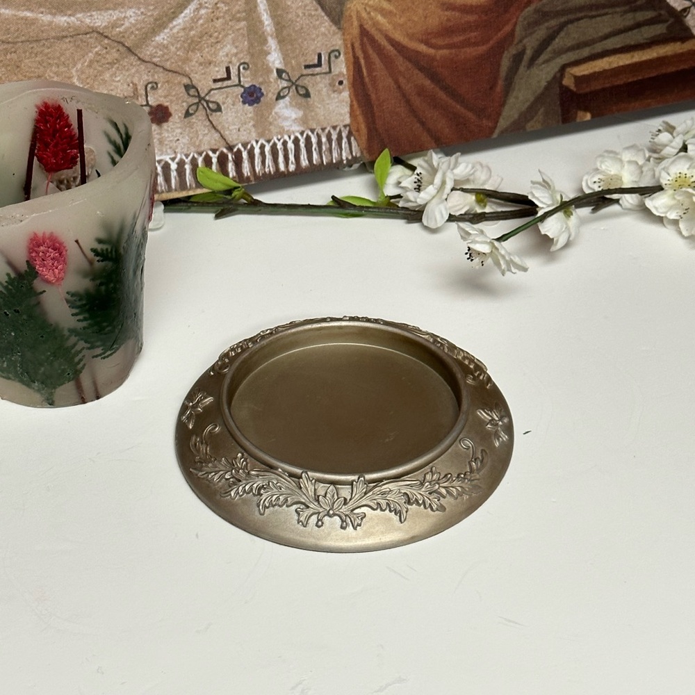 Home interiors and gifts Ornate leaves Candle holder tray